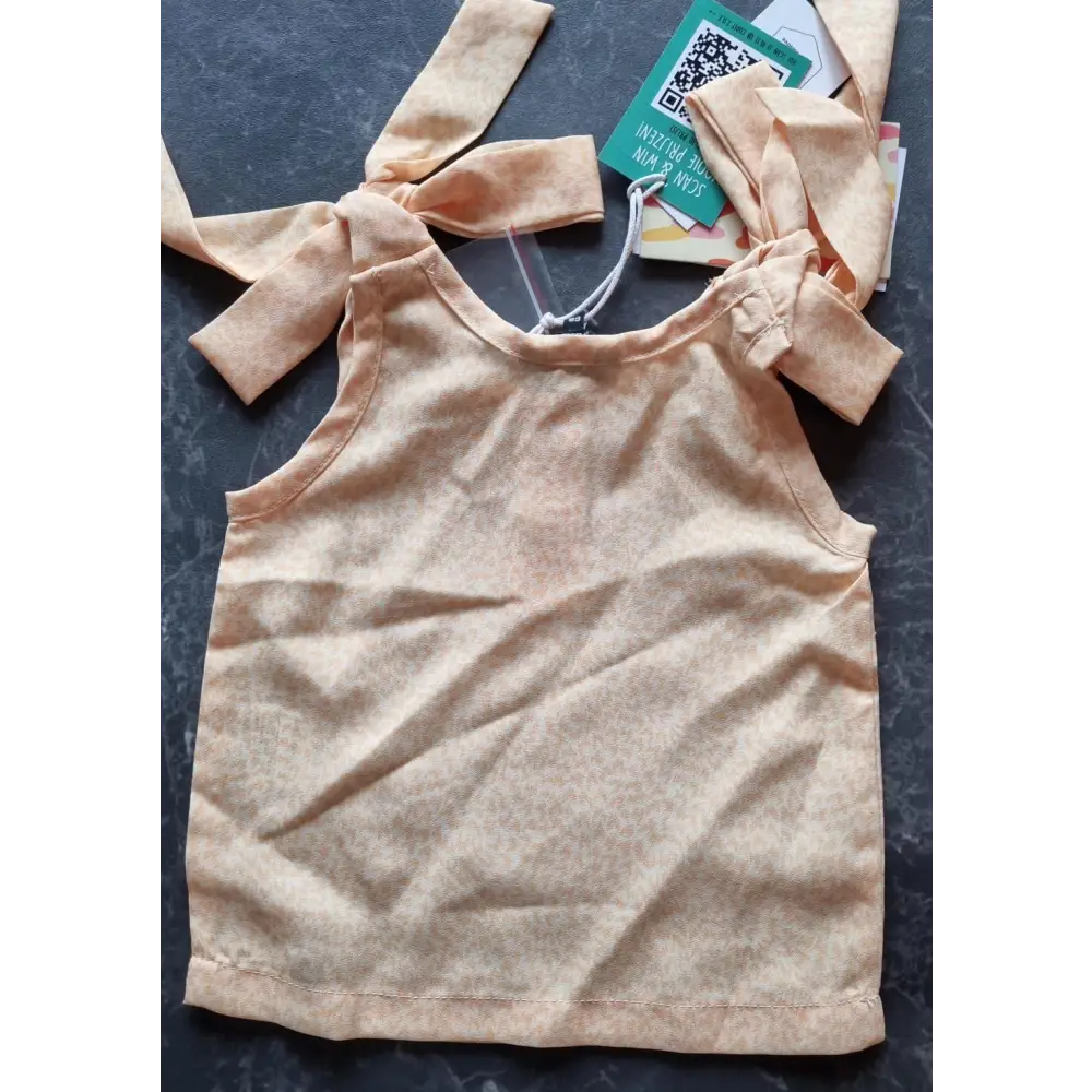 Top Yellow Dots 68 / Geel kinderkleding
