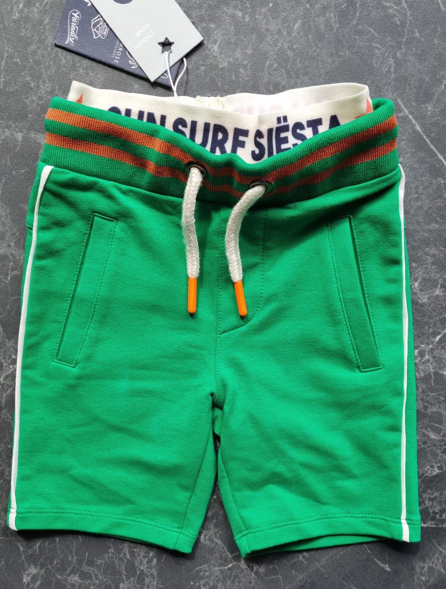 Short -- Green