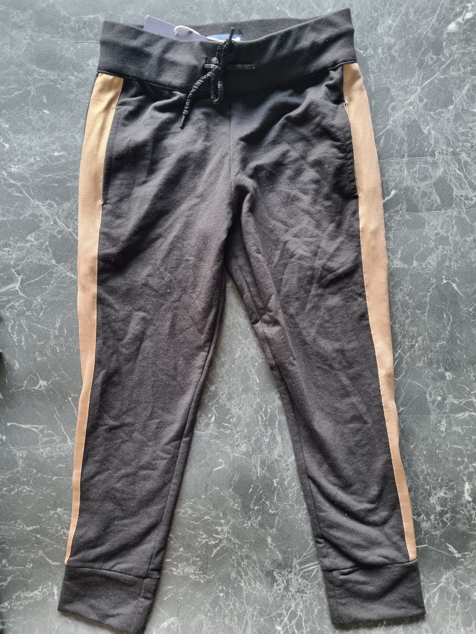 Joggingbroek -- Gold - 98/104 / Zwart - kinderkleding