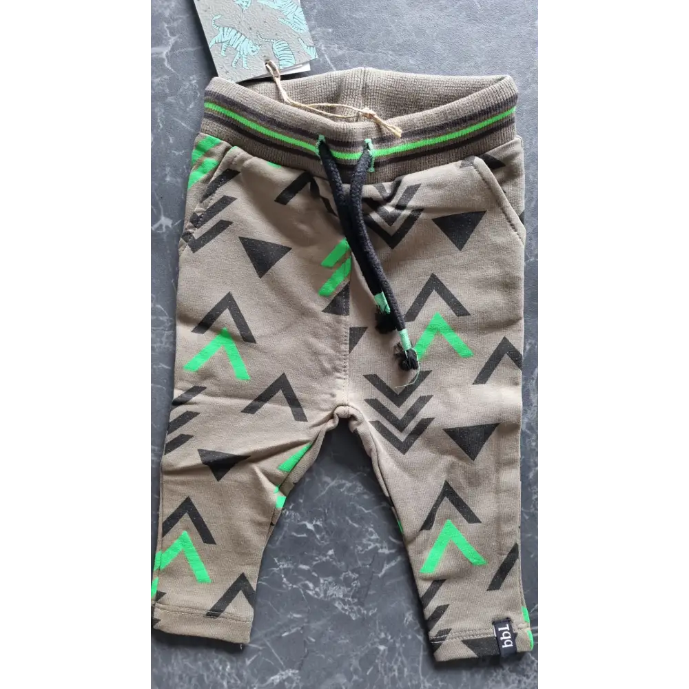 Joggingbroek -- Arrows - 62 / Grijs - kinderkleding