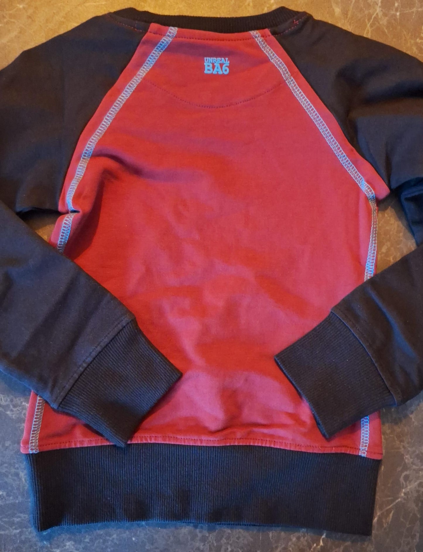 Sweater -- Unreal - kinderkleding